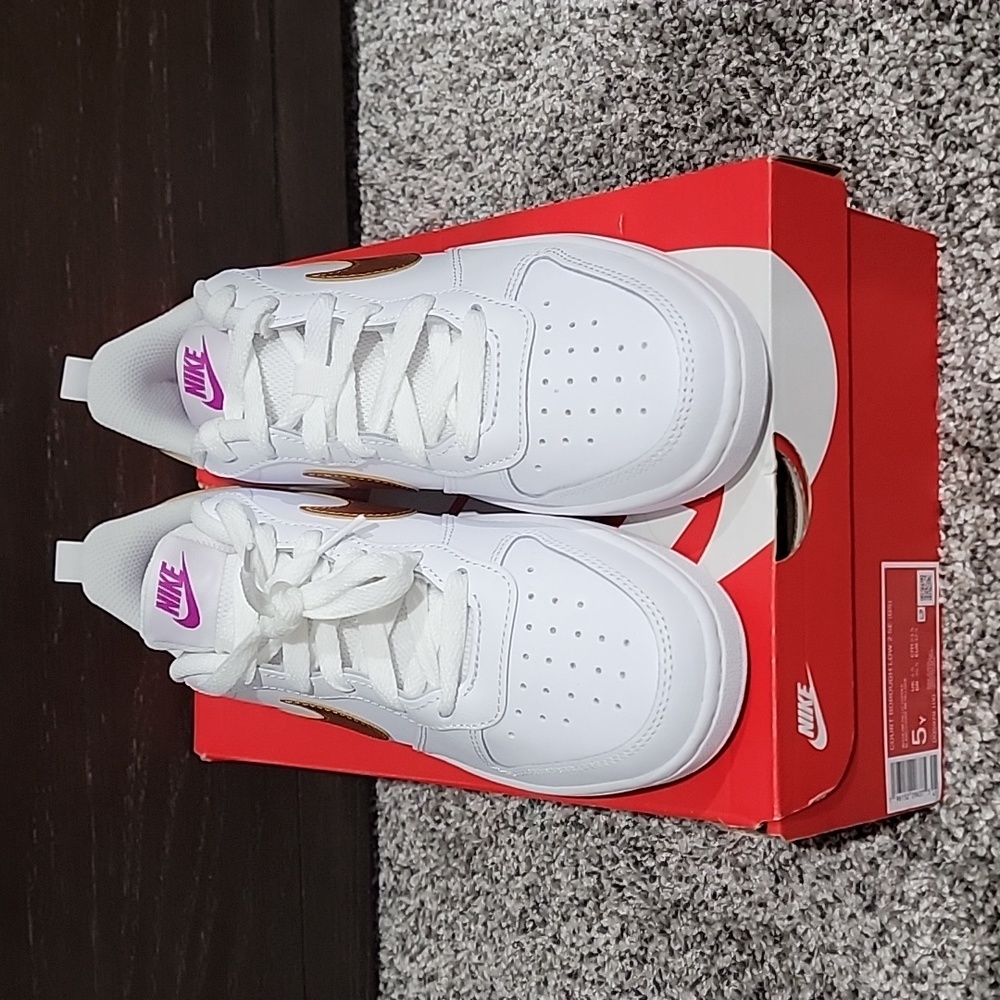 NIKE COURT BOROUGH LOW 2 SE (GS)